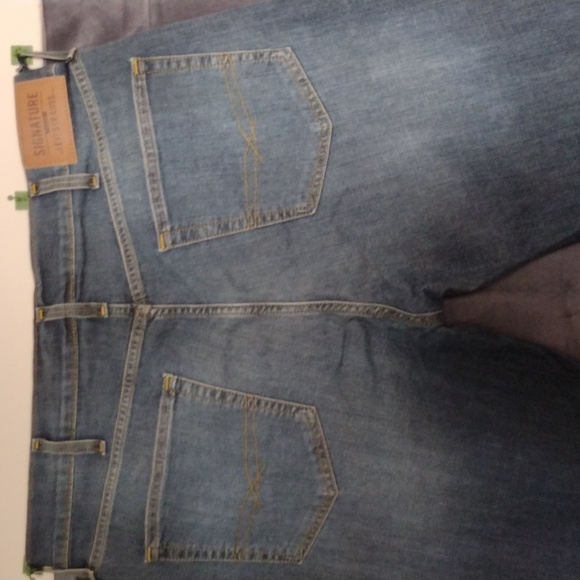 Signature by Levi Strauss & Co Men's Straight Fit Jeans - Picture 7 of 8